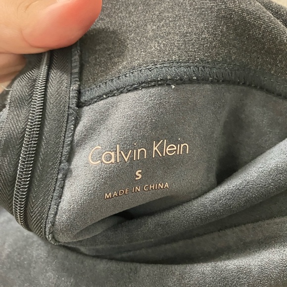Calvin Klein vegan suede gray pencil skirt - Picture 3 of 4